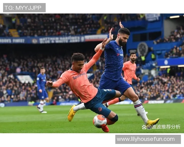 切尔西客场大胜埃弗顿,重返前四:蓝军崛起的强势信号