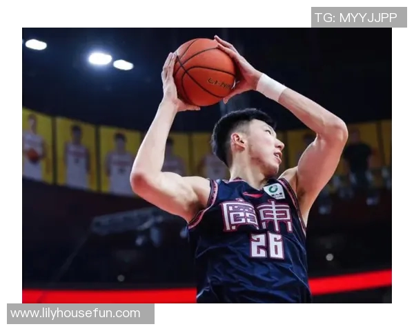 周琦生涯首次三双领衔首钢击败广东,开启CBA新篇章